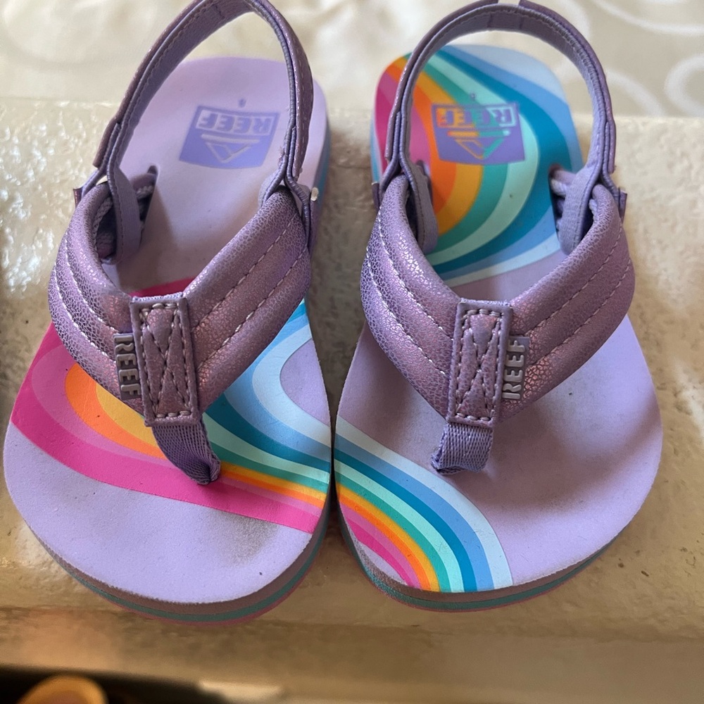 Reef Kids' Lavender Sandals with Rainbow Footbed